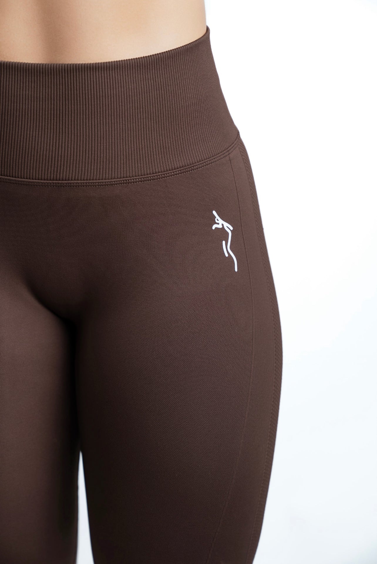 SCRUNCH BUTT LEGGINGS - CHOCOLATE