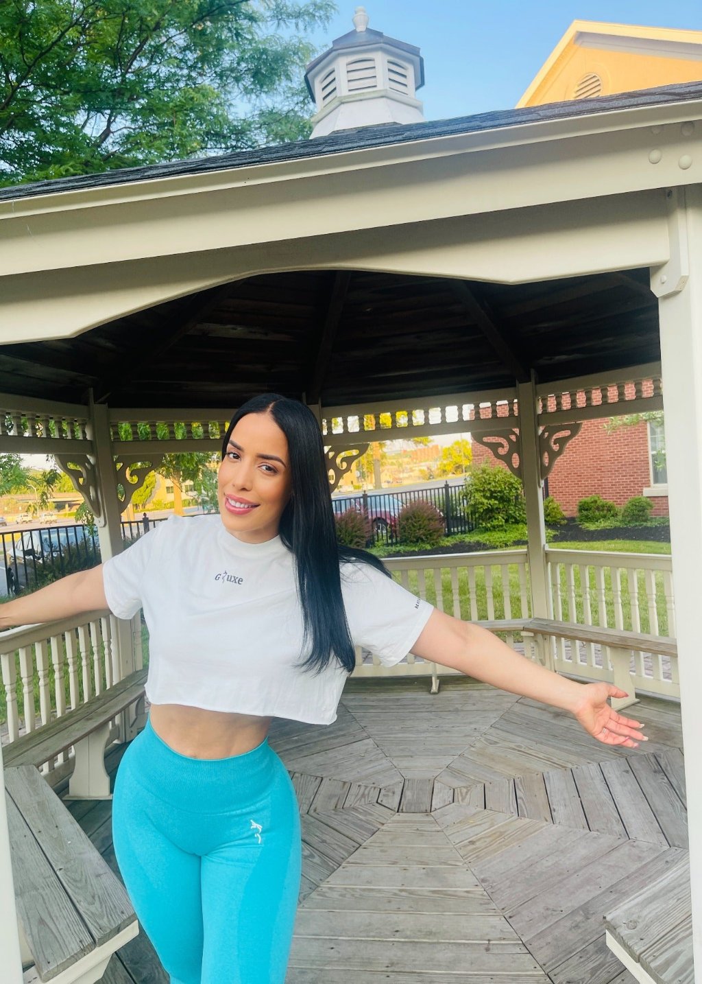 BOXY CROP TOP - WHITE