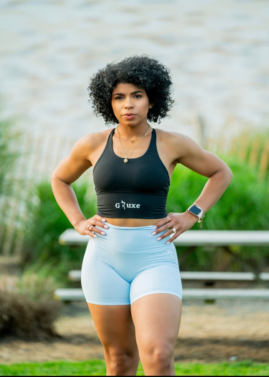 CROSS BACK SPORTS BRA - BLACK