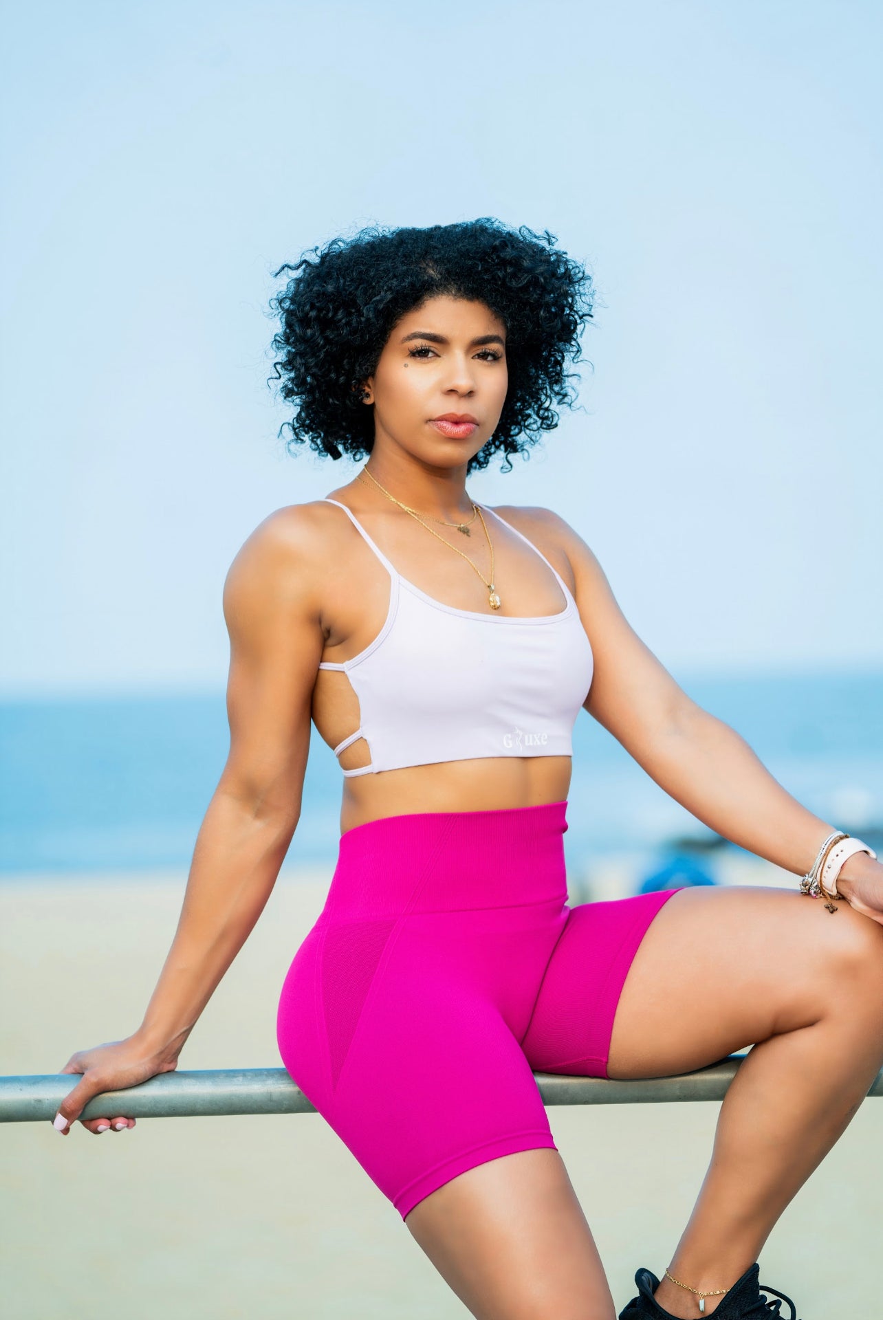 TWIST OPEN BACK SPORTS BRA - LILAC