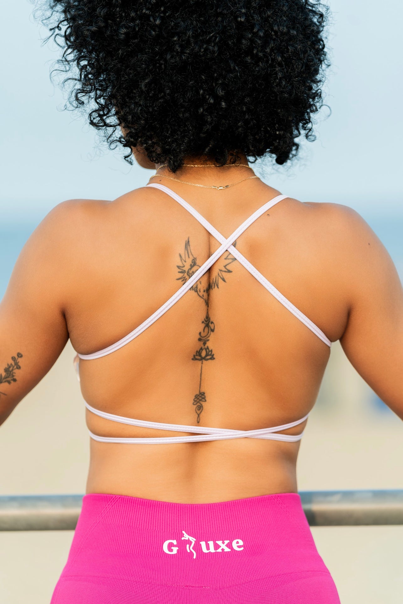 TWIST OPEN BACK SPORTS BRA - LILAC