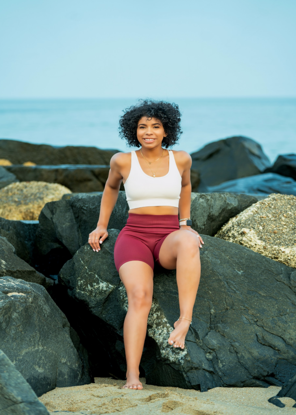 SCRUNCH SHORTS - CHERRY