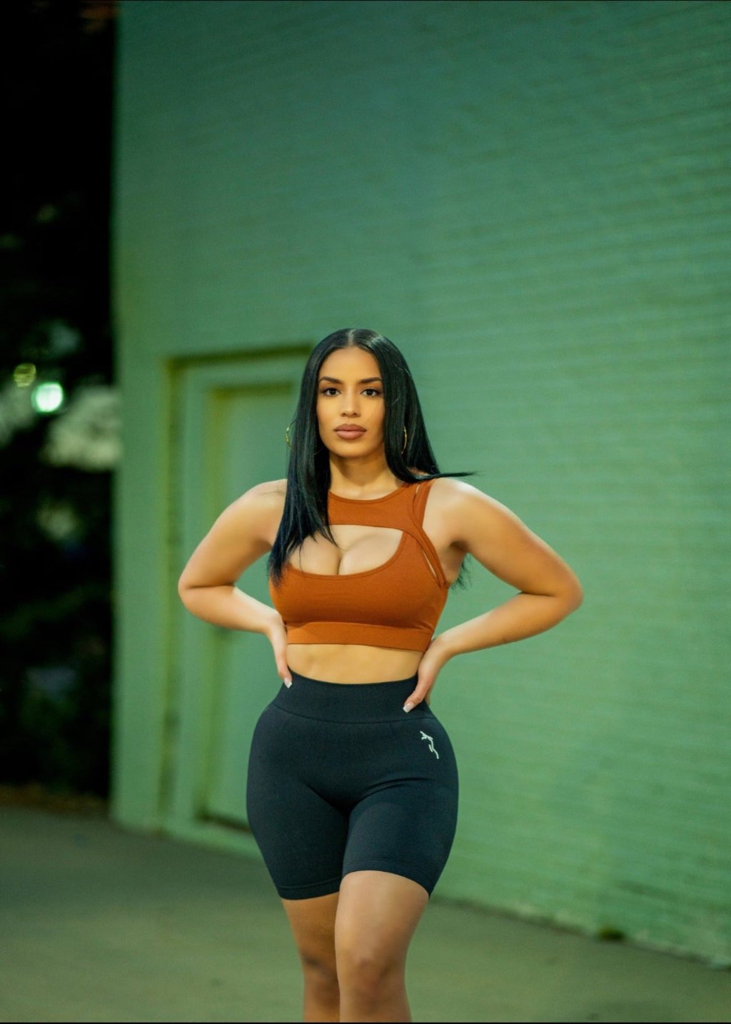 BIKER SHORTS - BLACK