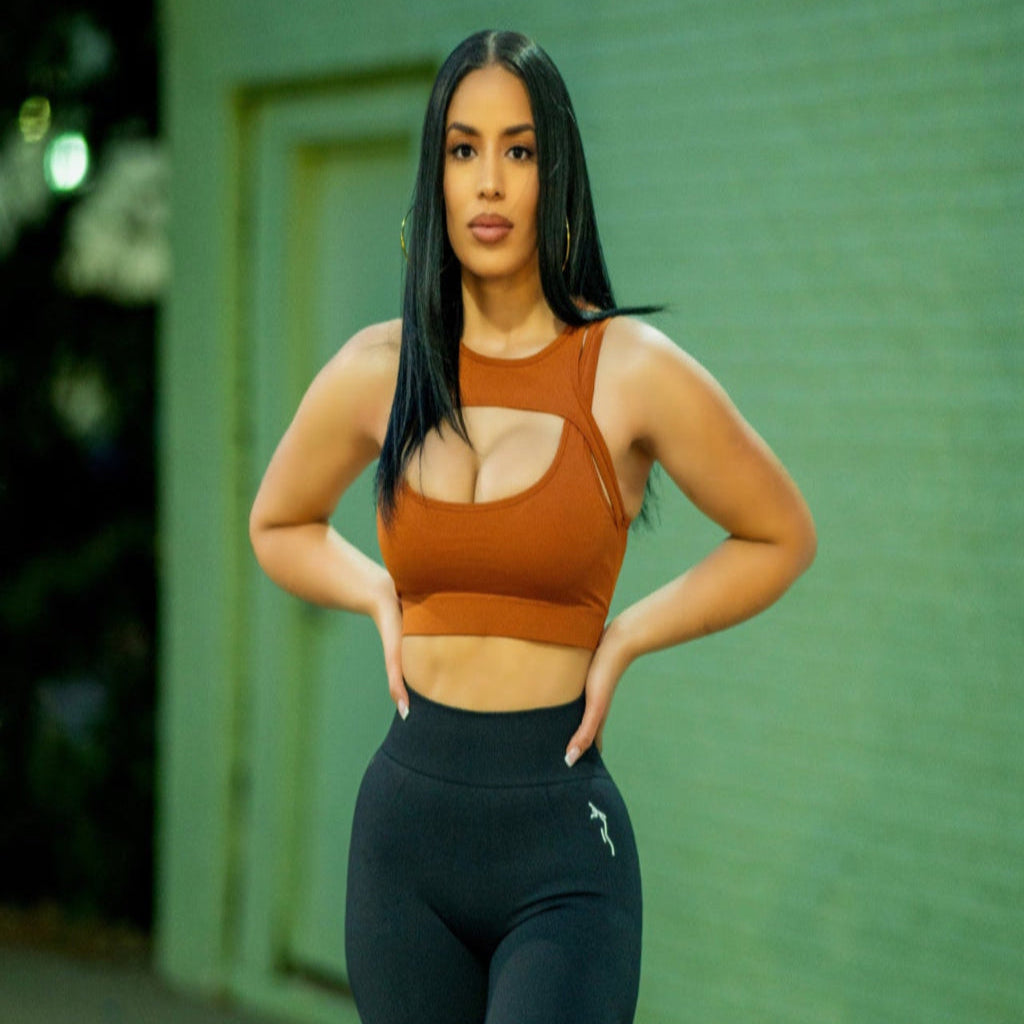 CONVERTIBLE SPORTS BRA - TAN