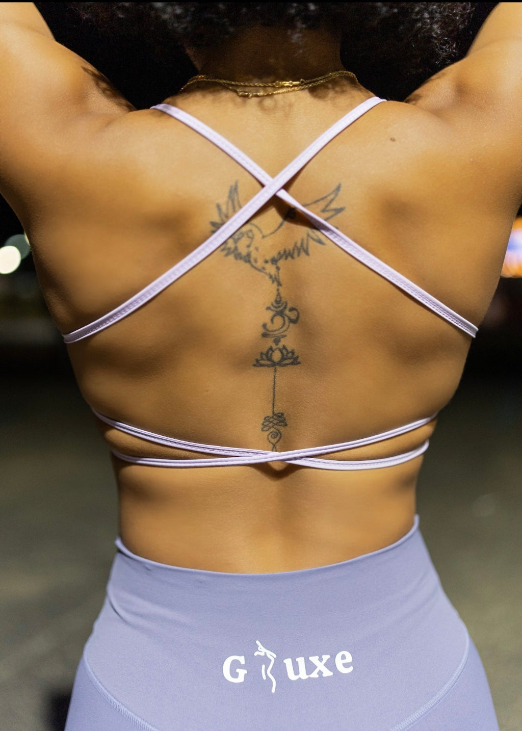 TWIST OPEN BACK SPORTS BRA - LILAC