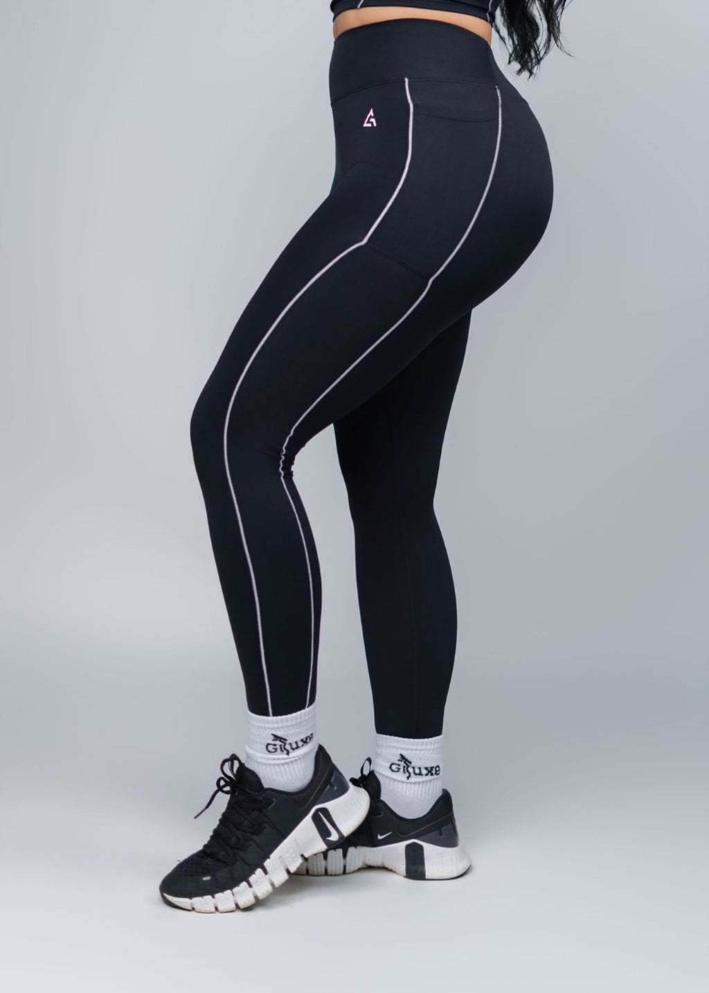 POWER MOVE 2-PIECE SET - BLACK