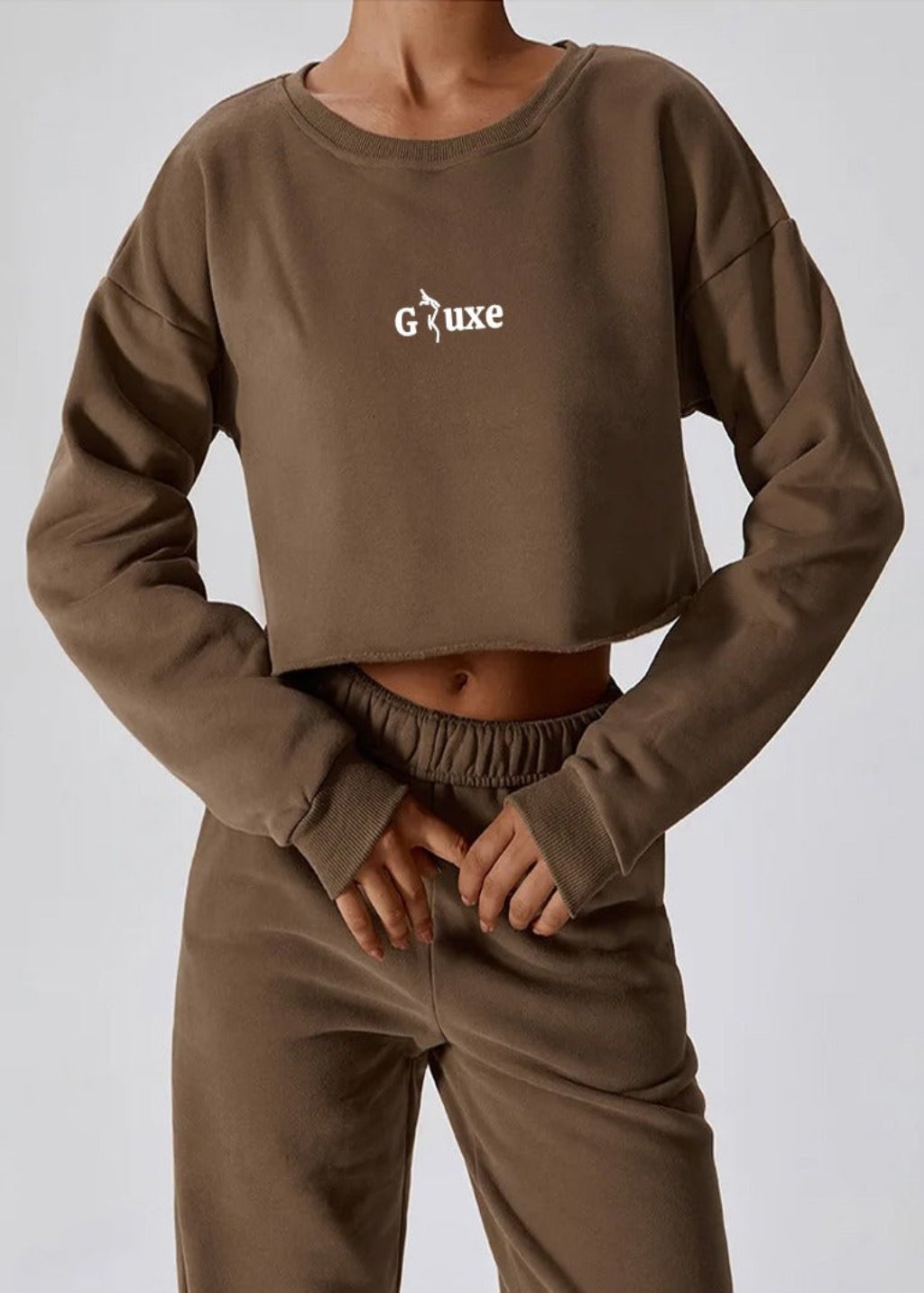 TRAINING CROPPED SWEATER - BROWN